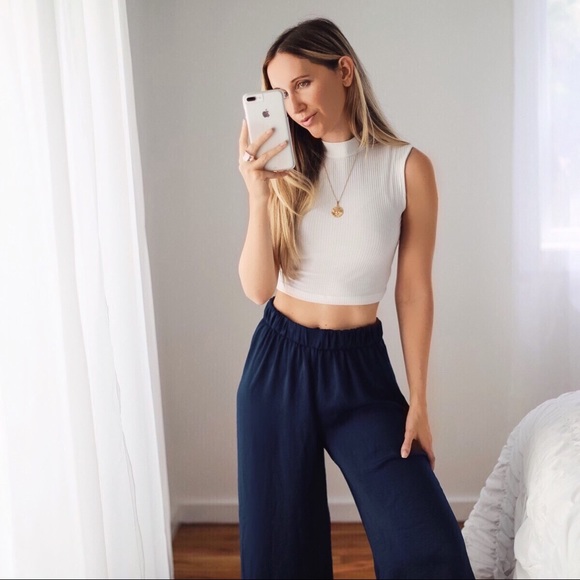 Dove Spirit Necklace | 18k Gold Filled - Picture 8 of 8